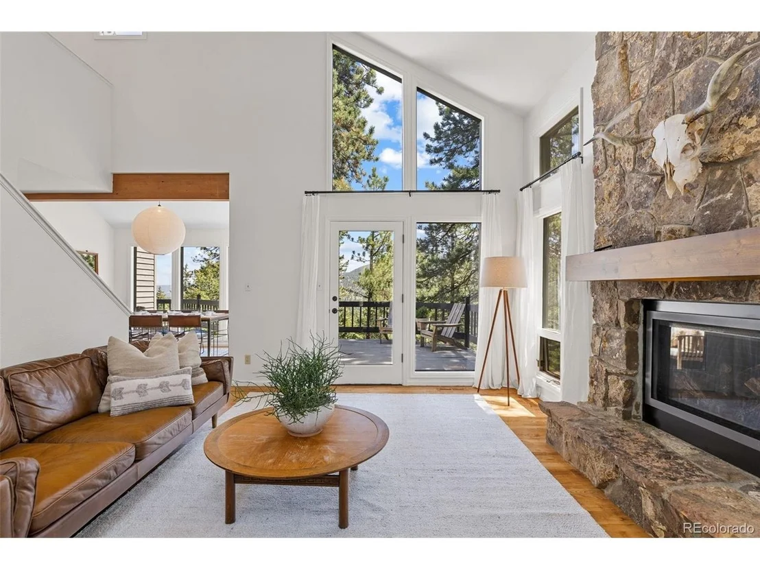 Photo of 6159 S Skyline Dr