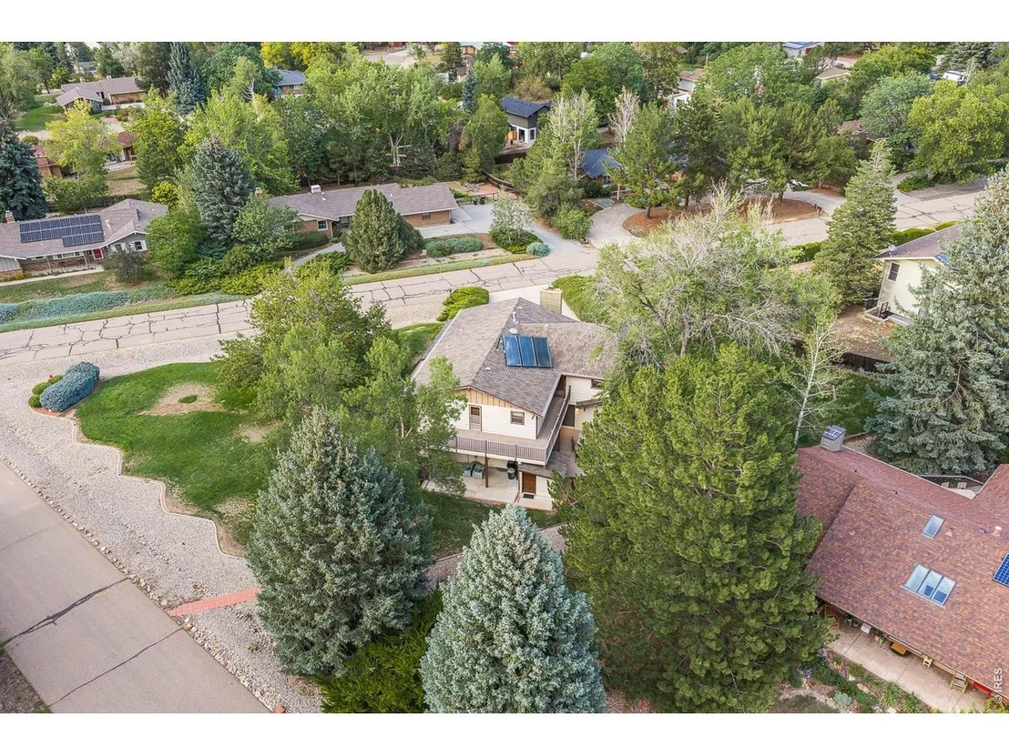 Photo of 6686 Apache Ct