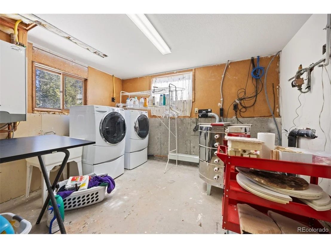 Photo of 253 Alpine Dr