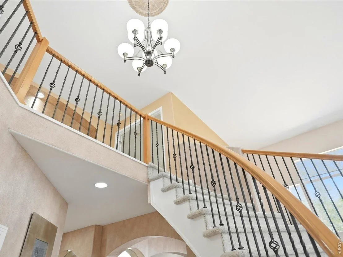 Photo of 445 Edison Pl