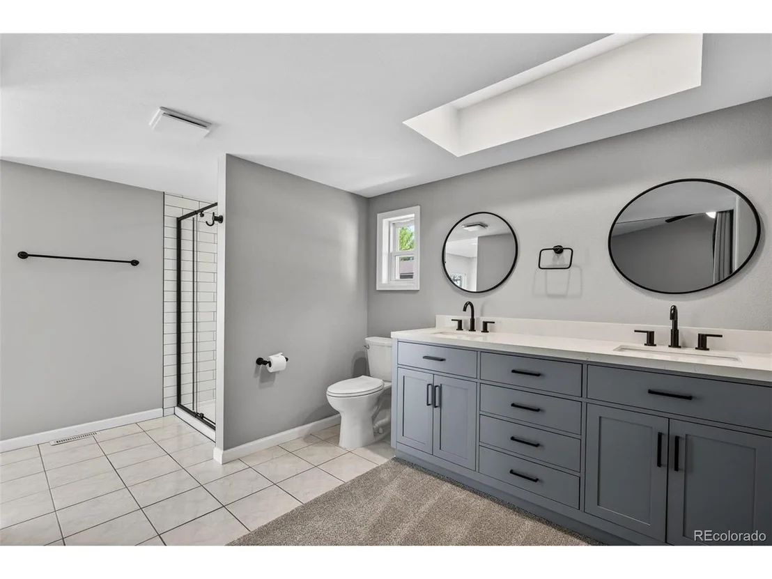 Photo of 1120 Meadowlark Dr
