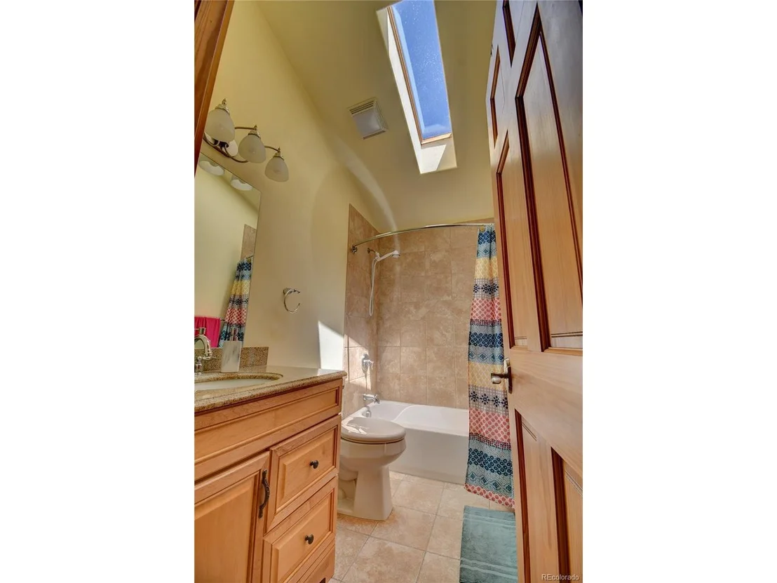 Photo of 8250 Windmill Ln