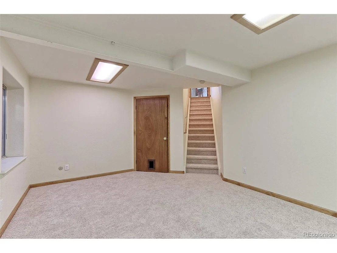 Photo of 1468 Marigold Dr