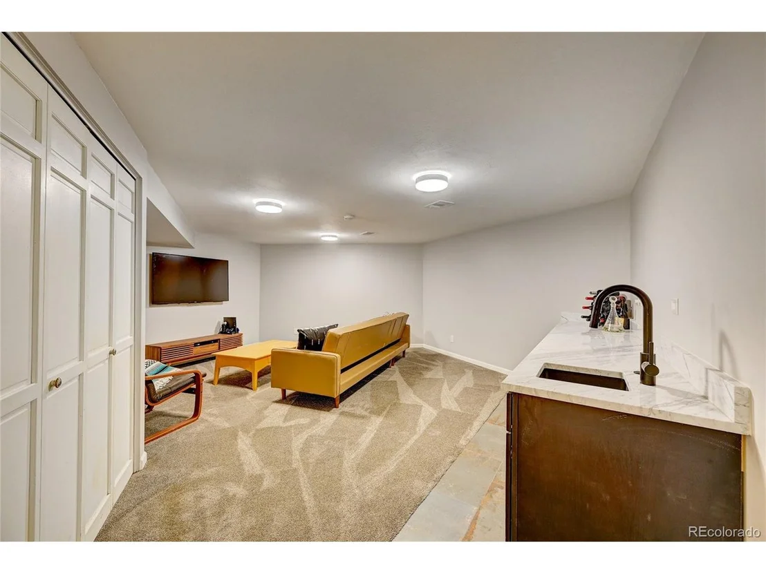 Photo of 3160 Interlocken Dr