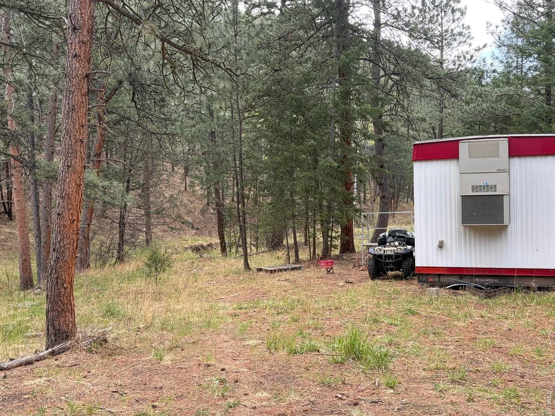 Photo of 1899 Spring Valley Rd