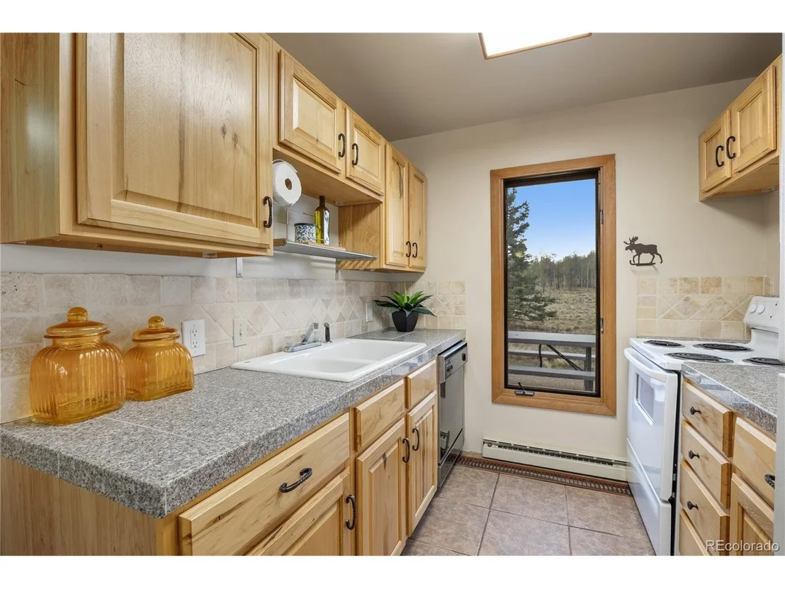 Photo of 275 Vulture Ln