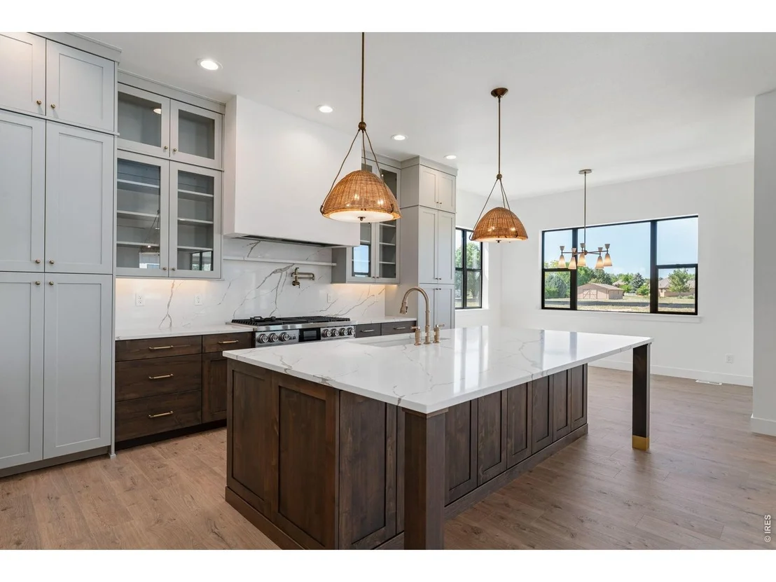 Photo of 832 Clydesdale Dr