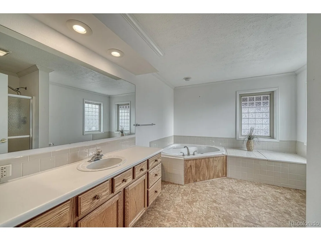 Photo of 7460 County Road 156w