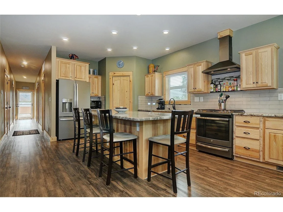 Photo of 730 W 3rd St