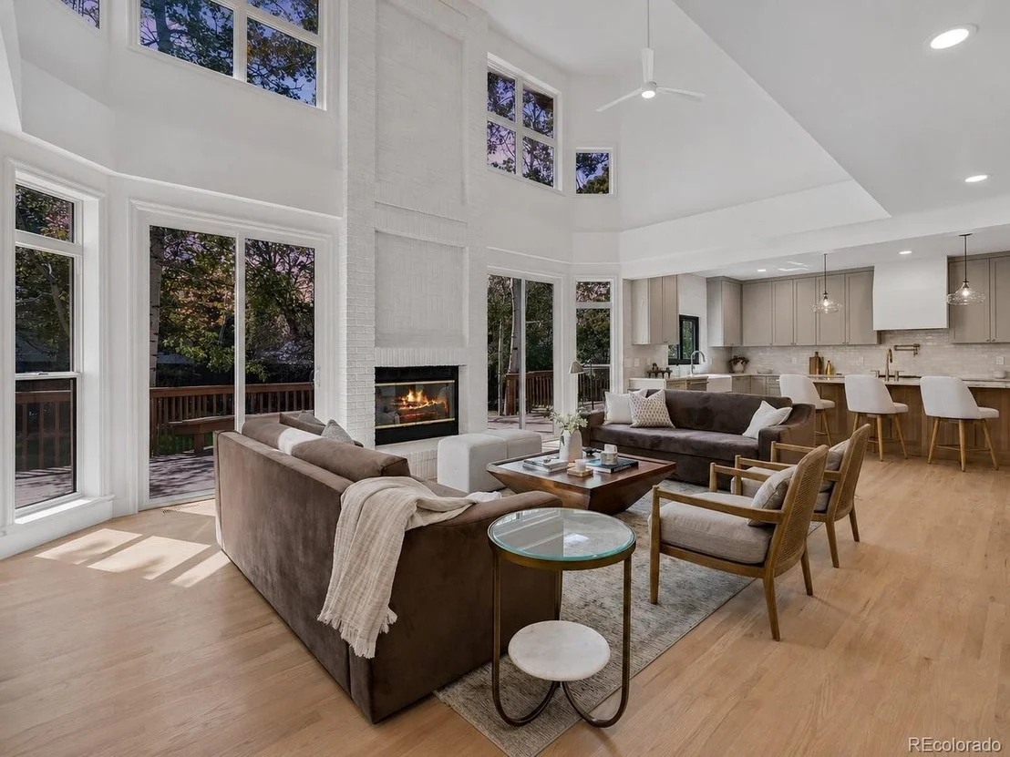 Photo of 5325 Pinehurst Dr