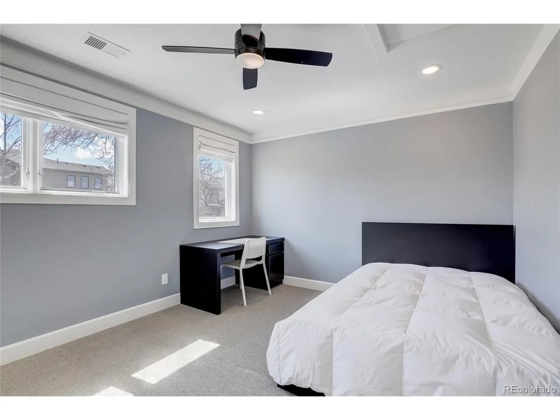 Photo of 956 Quince Ave