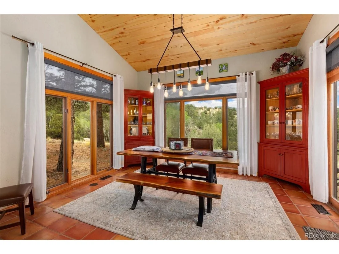 Photo of 40 Bear Ridge Rd