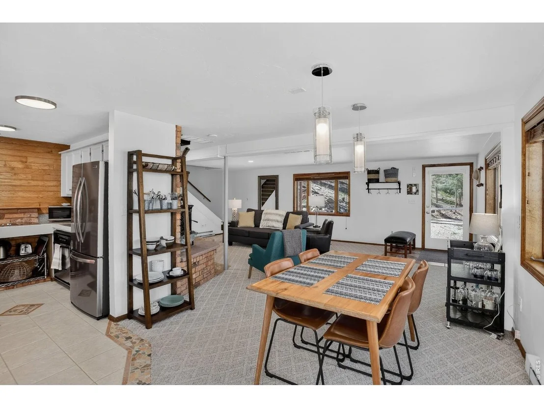 Photo of 760 Hickory Dr