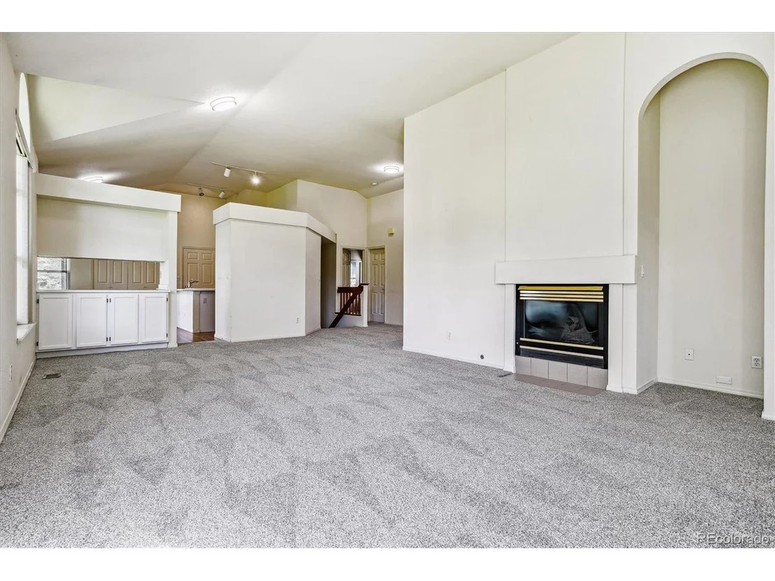 Photo of 308 Diamond Cir