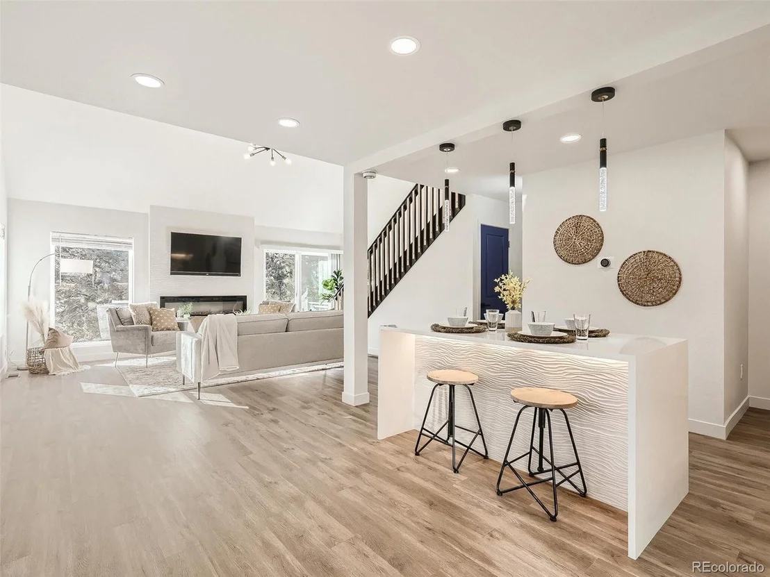 Photo of 79 Lakewood Cir