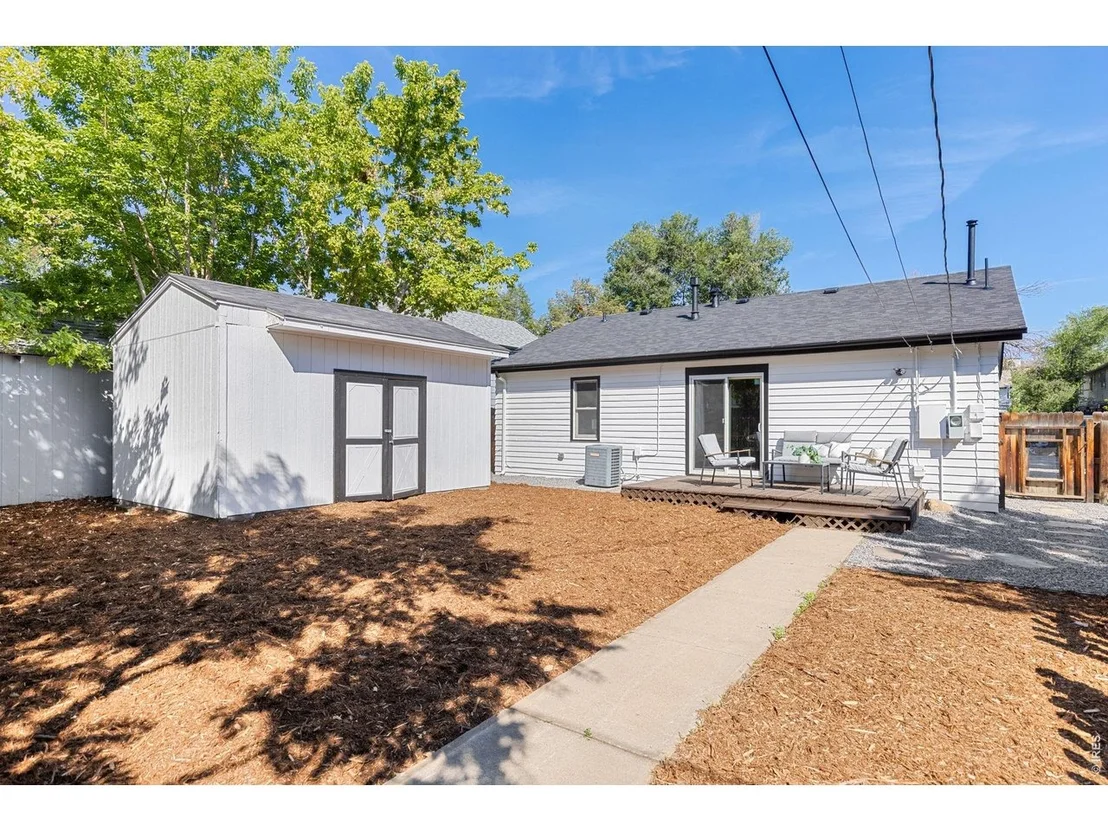 Photo of 2328 Walnut St