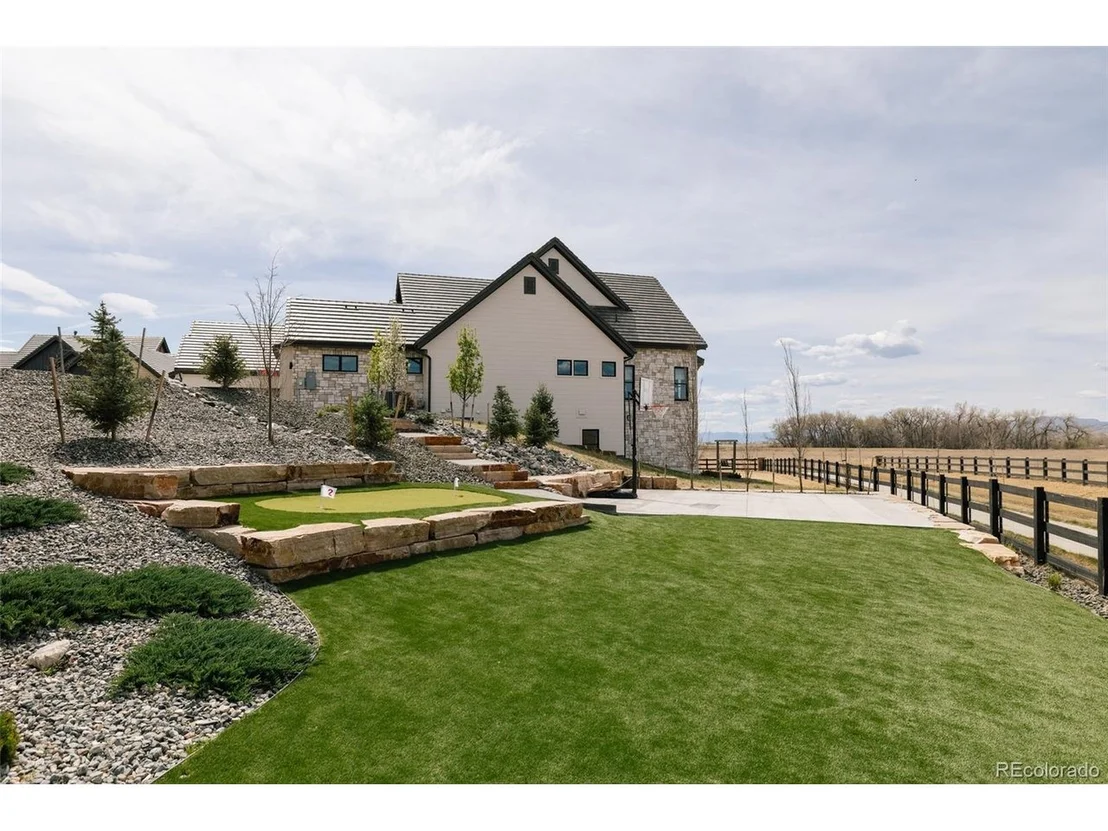 Photo of 2531 Southwind Rd