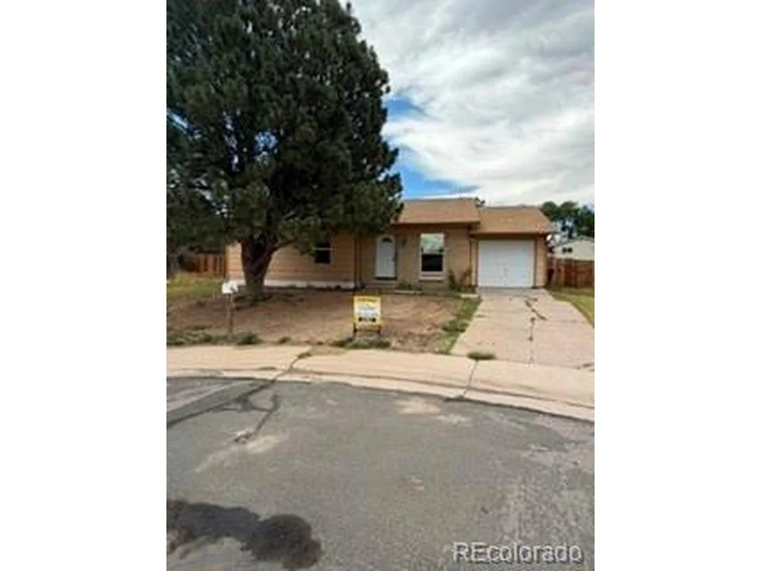Photo of 9748 Clayton Cir