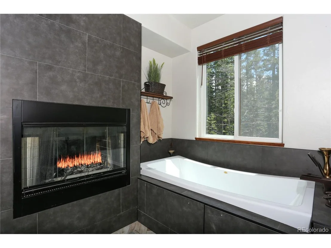 Photo of 598 Prunes Pl