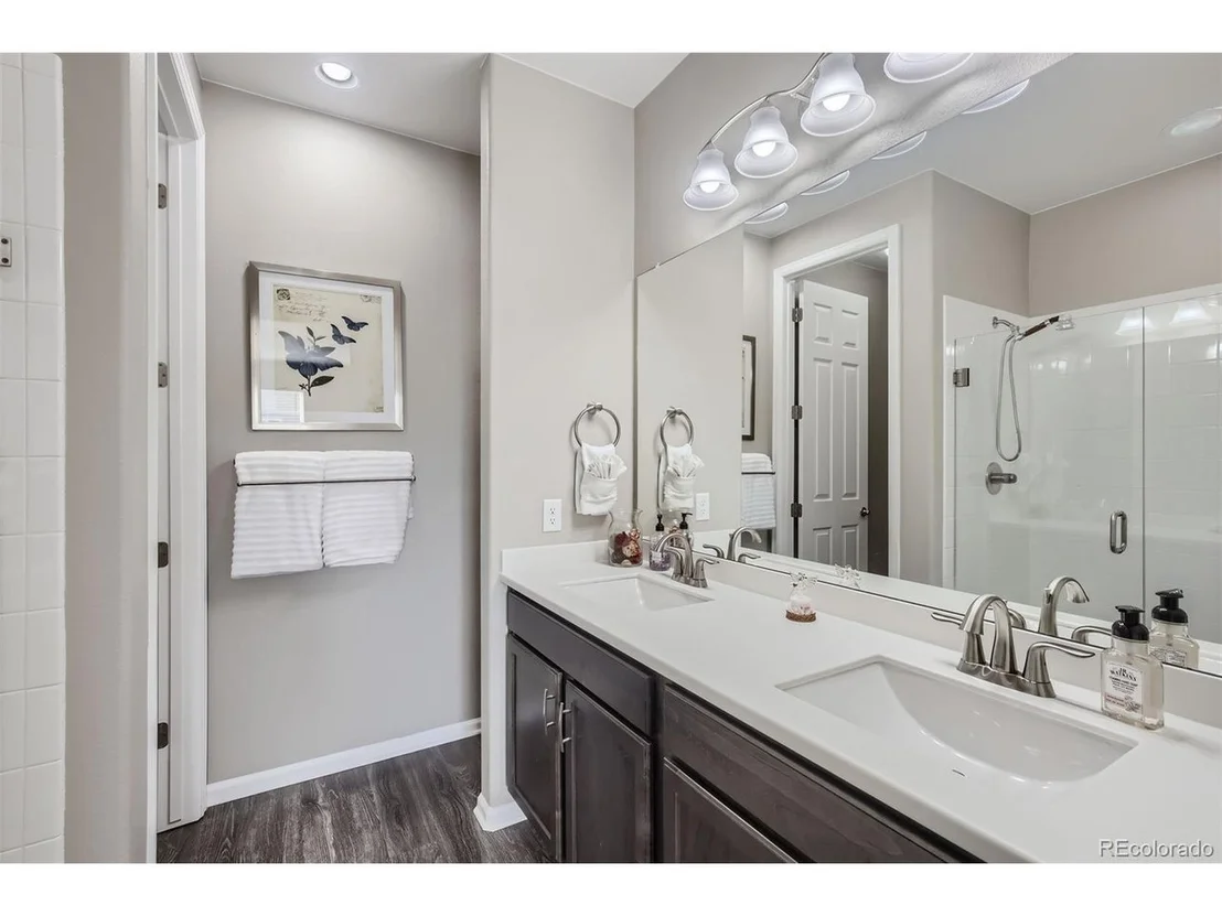 Photo of 5553 Osbourne Dr