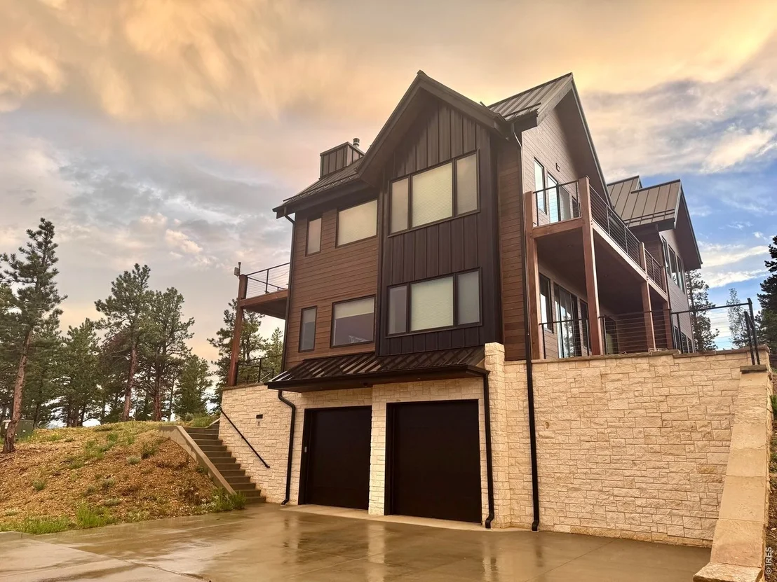 Photo of 11 Juneau Cir