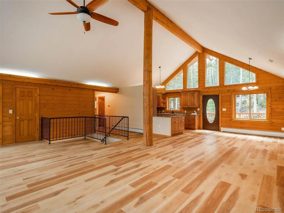 Photo of 225 Bear Claw Ln