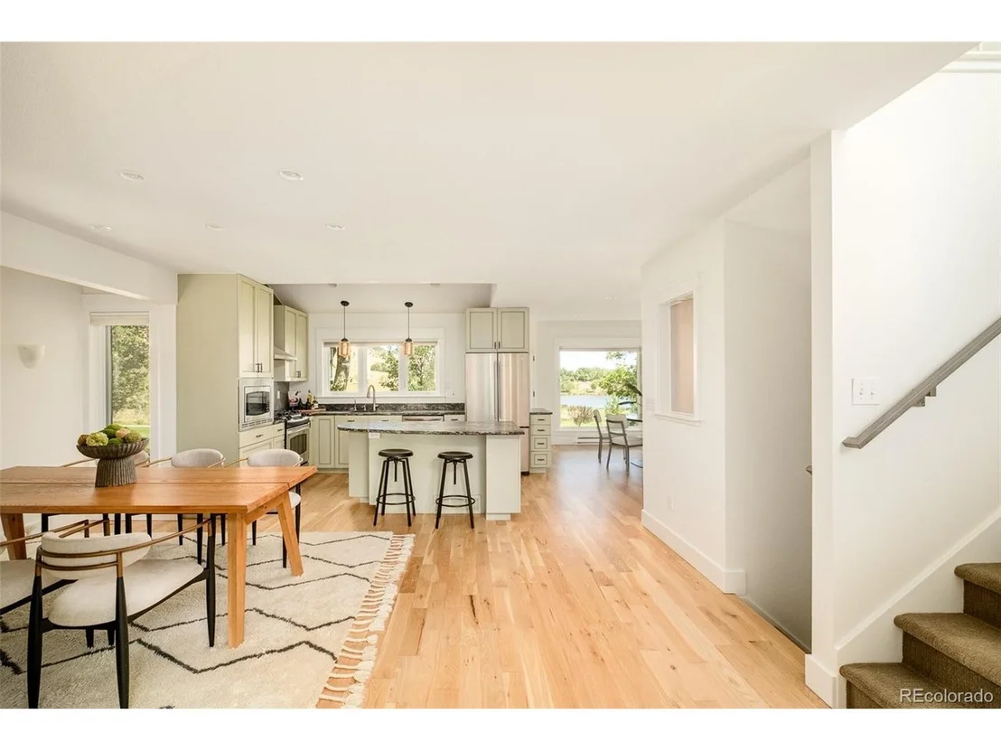 Photo of 485 Quail Cir