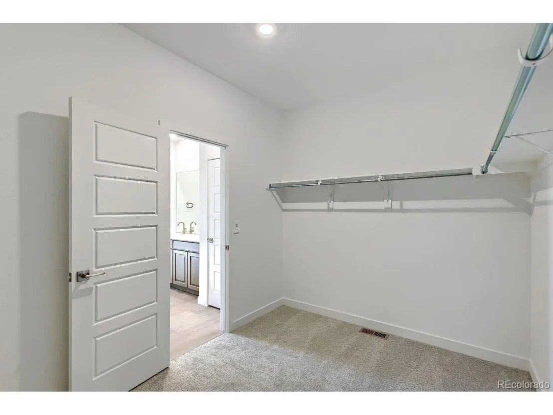 Photo of 3321 E 152nd Cir