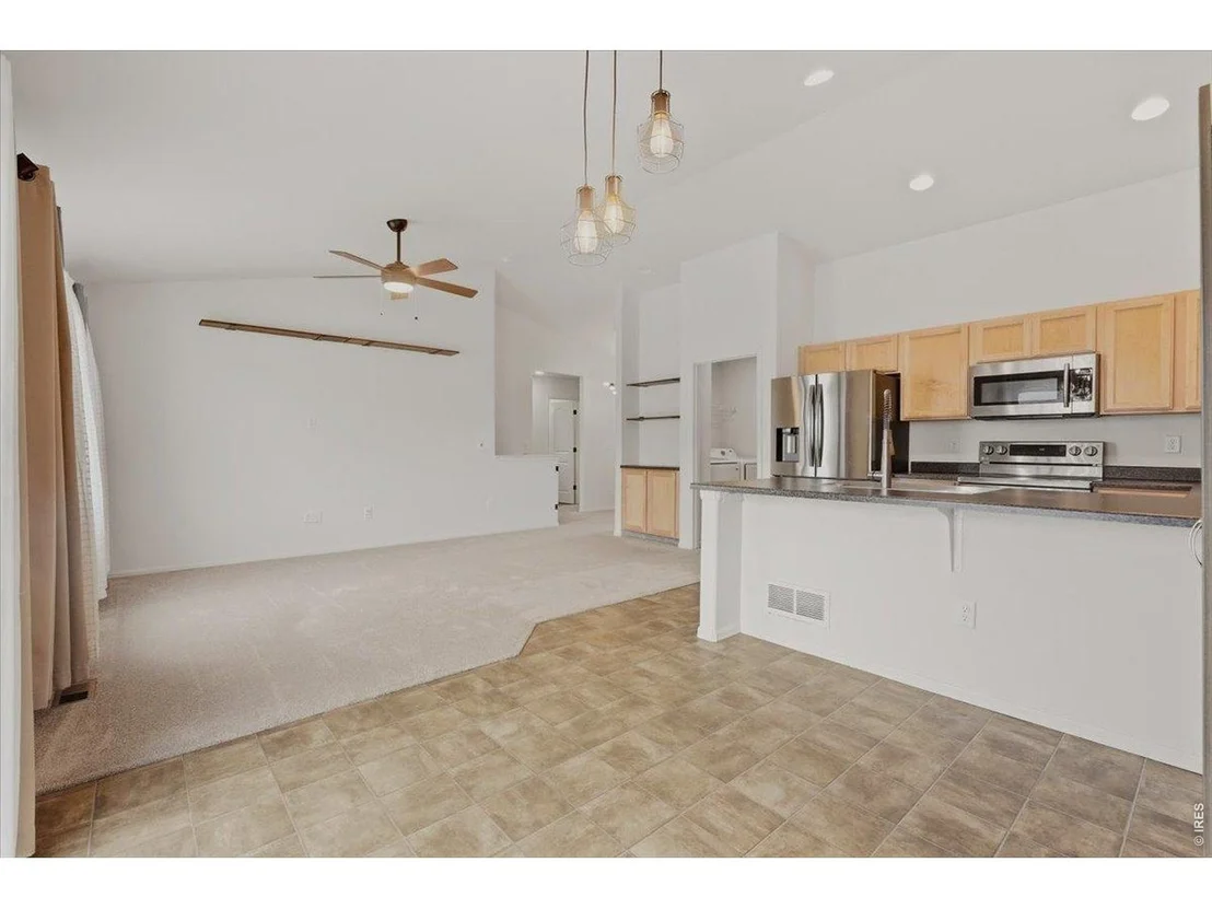 Photo of 639 Gore Range Dr