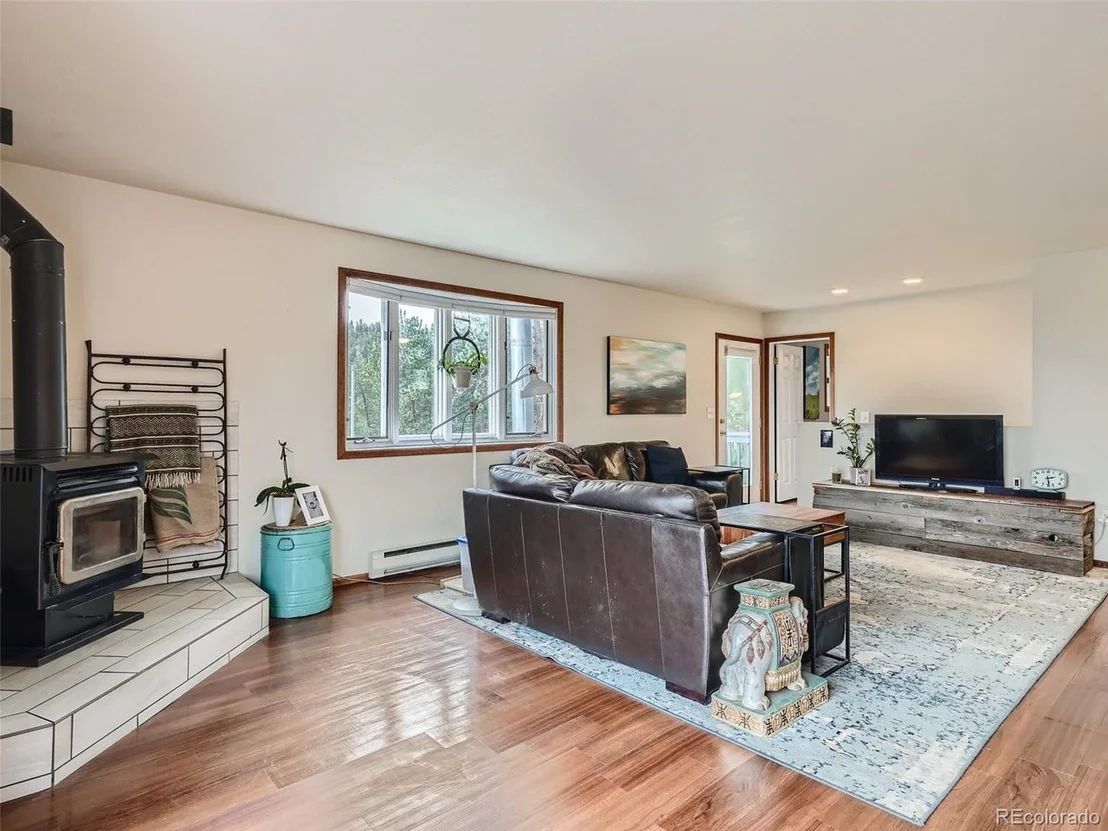 Photo of 146 Conifer Dr