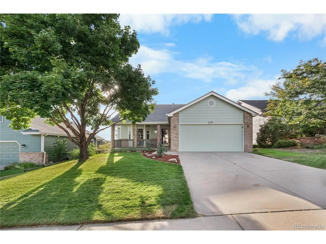 Photo of 2282 Birdie Dr