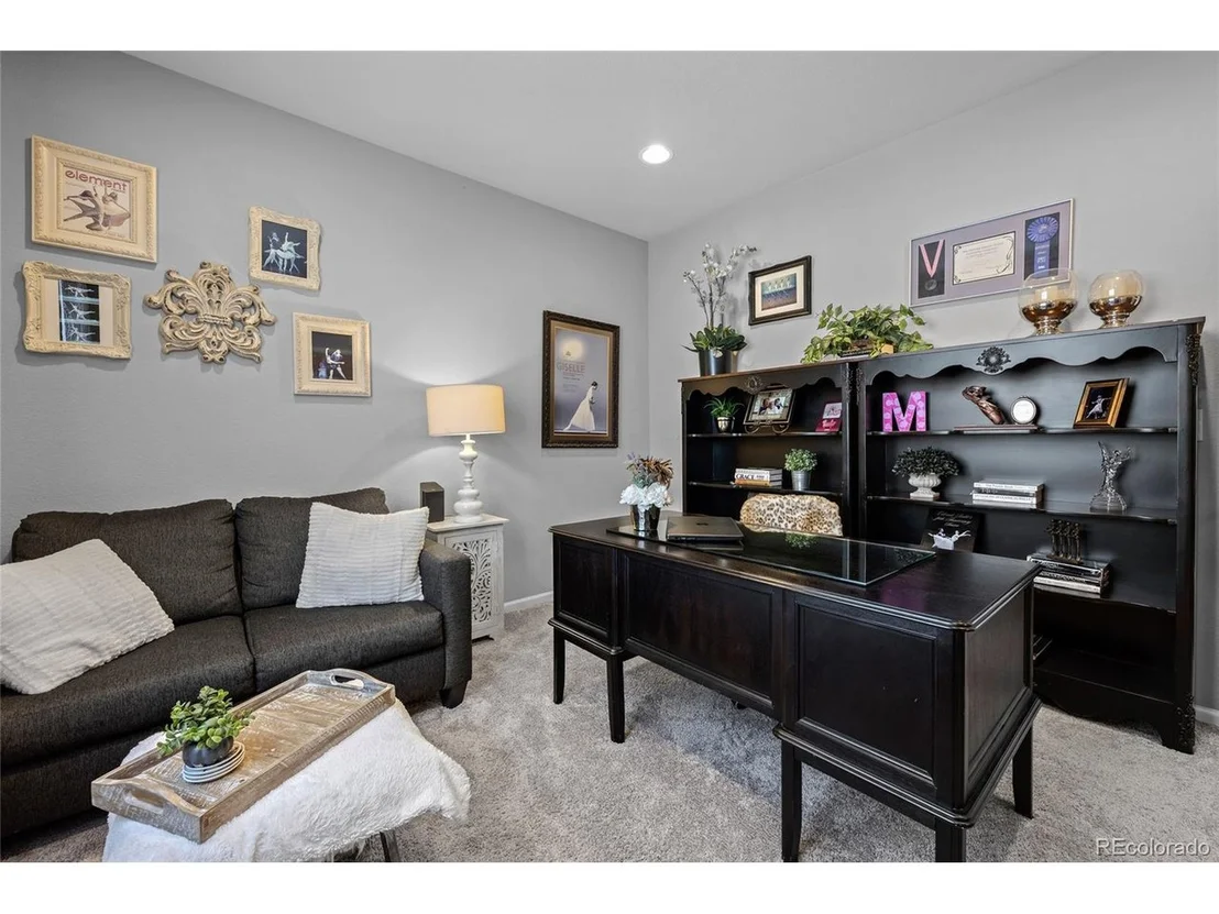 Photo of 20140 E Fair Ln