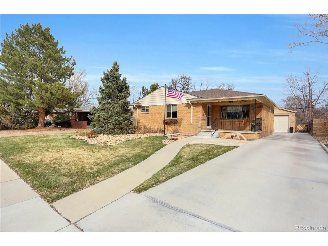 Photo of 200 Flint Way