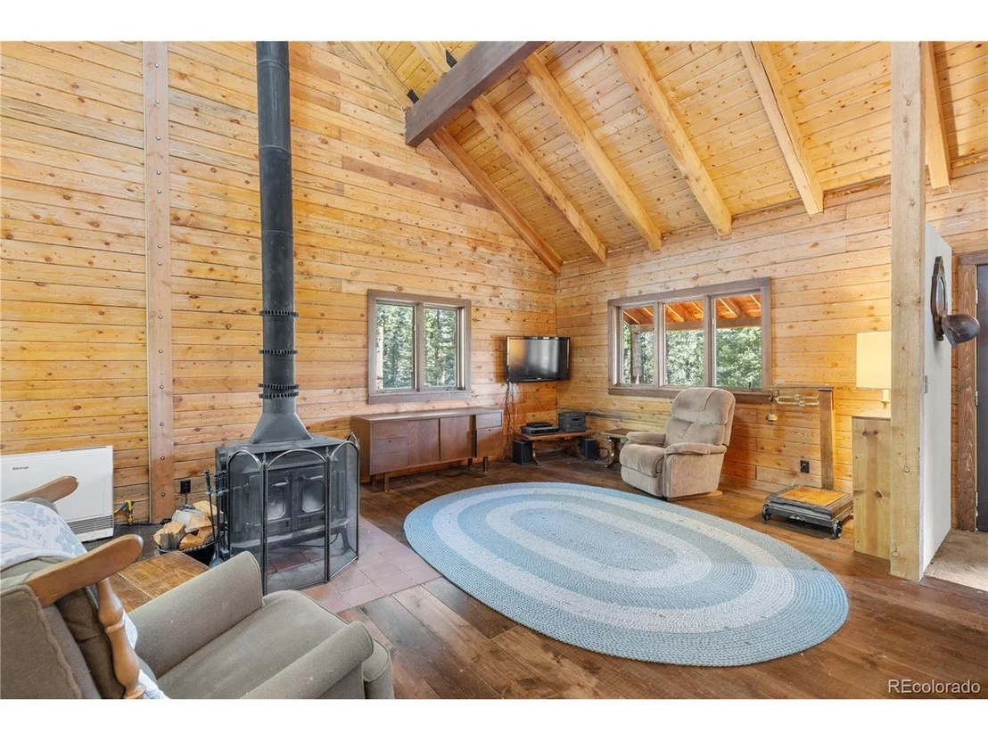 Photo of 424 Dry Gulch Rd