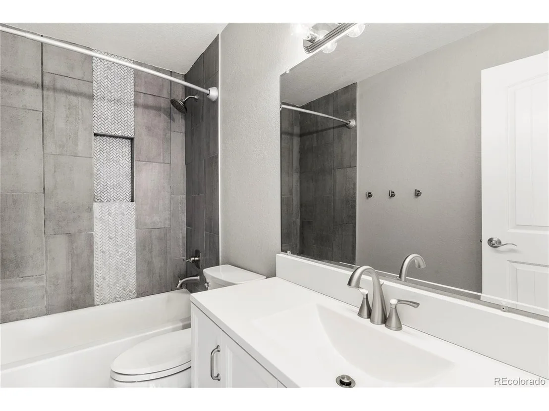 Photo of 11127 Clermont Dr