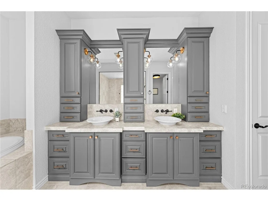 Photo of 282 Berthoud Trl
