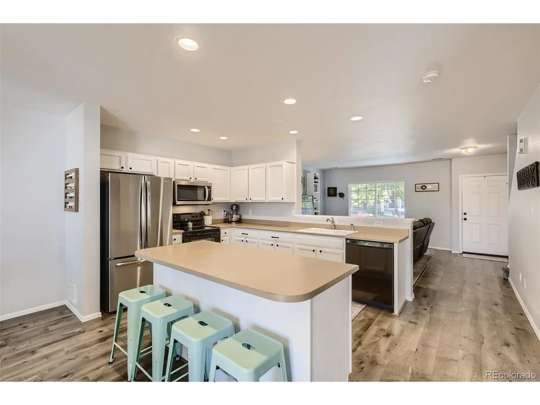 Photo of 6138 Shamrock Cir