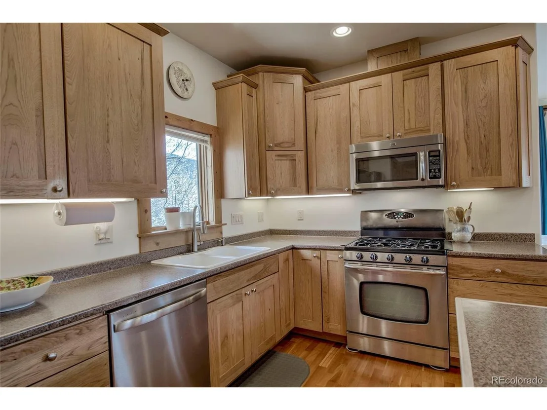 Photo of 196 Vail Cir