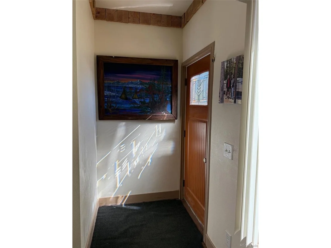 Photo of 909 Pitchfork Rd