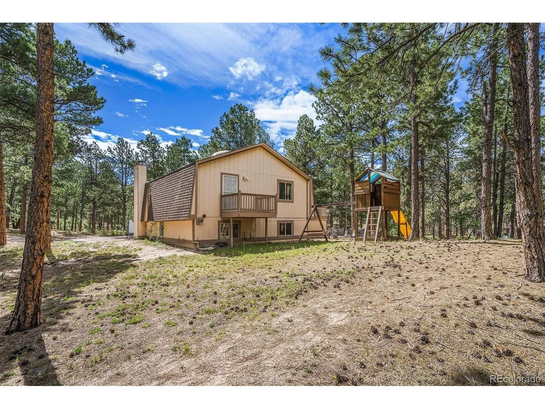 Photo of 385 Seneca Way