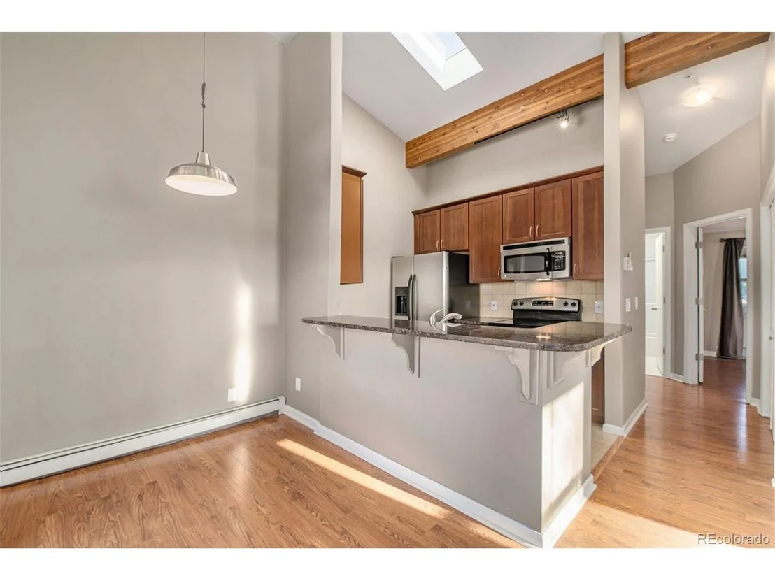 Photo of Unit 301 at 4990 Meredith Way