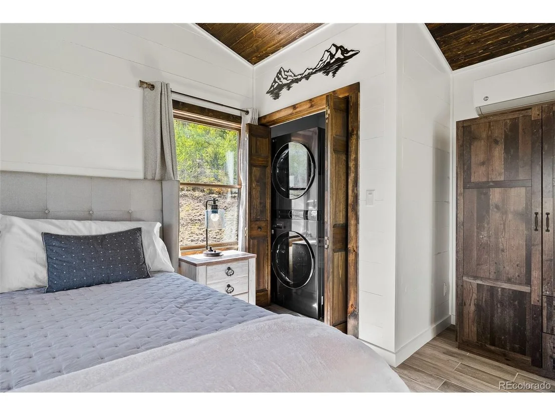 Photo of 1023 Mexican Ridge Cir