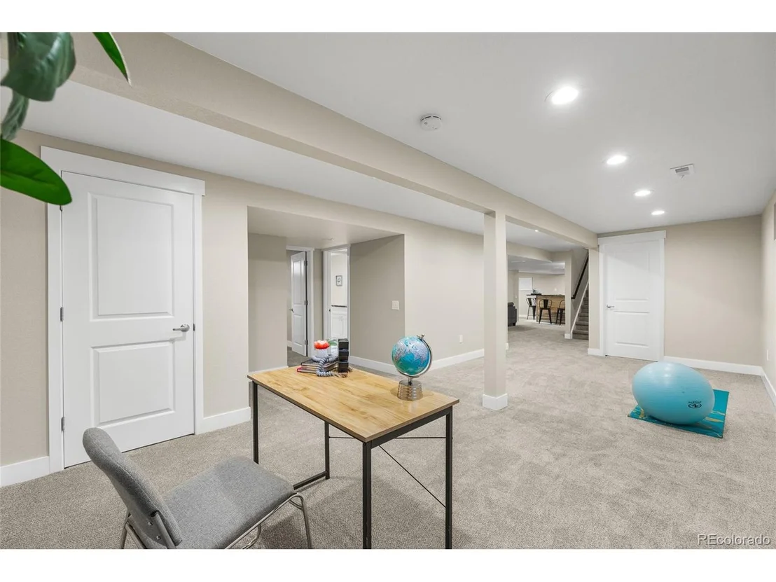 Photo of 8692 W 84th Cir