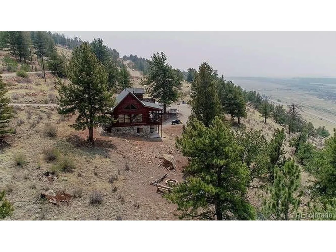 Photo of 1995 Bonell Dr
