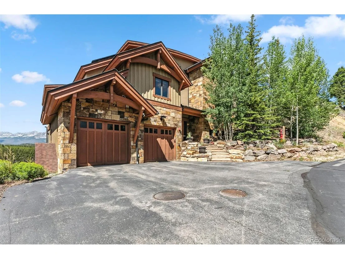 Photo of 265 High Meadow Dr