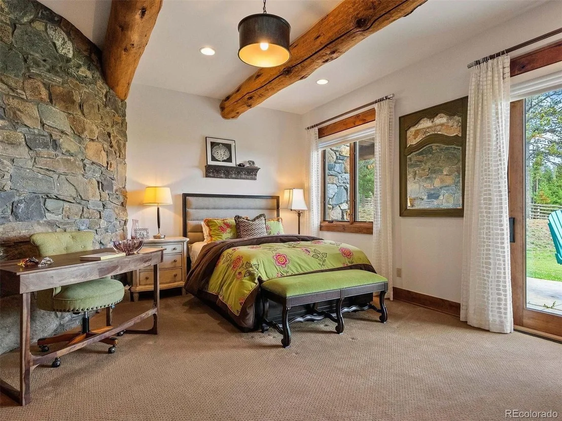 Photo of 9141 Mountain Ranch Rd