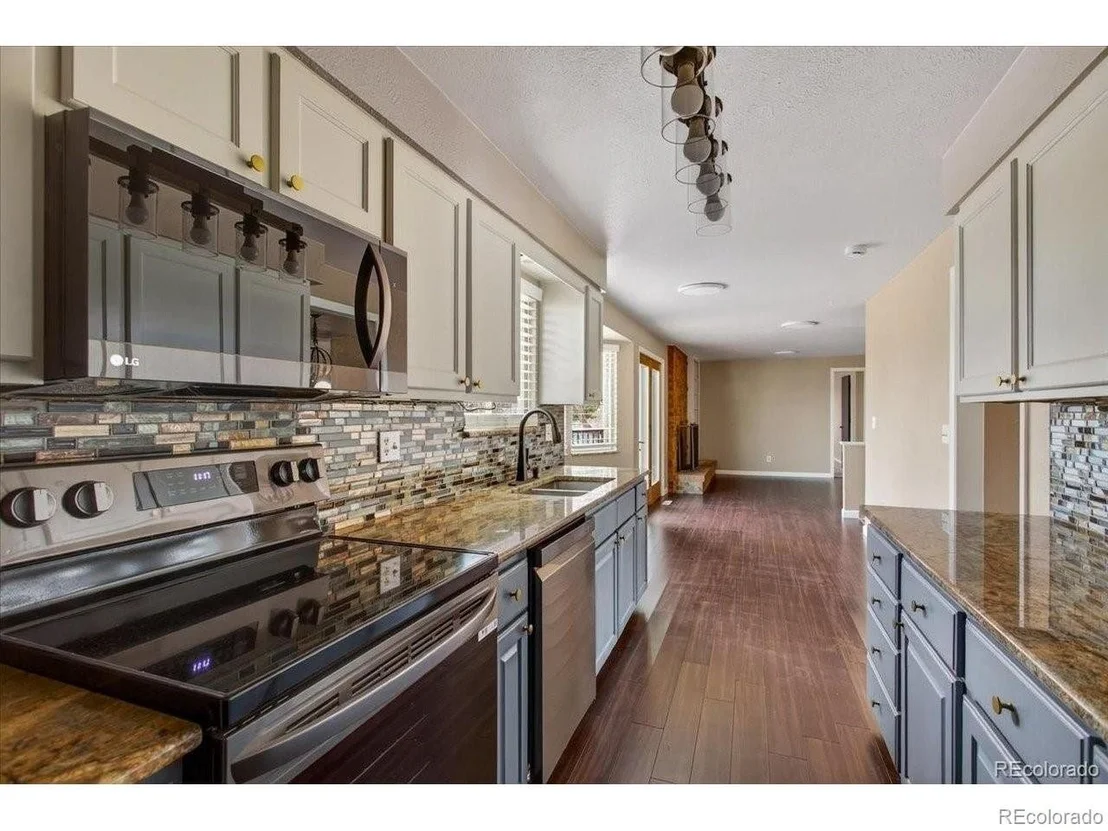 Photo of 496 Eldridge Ct