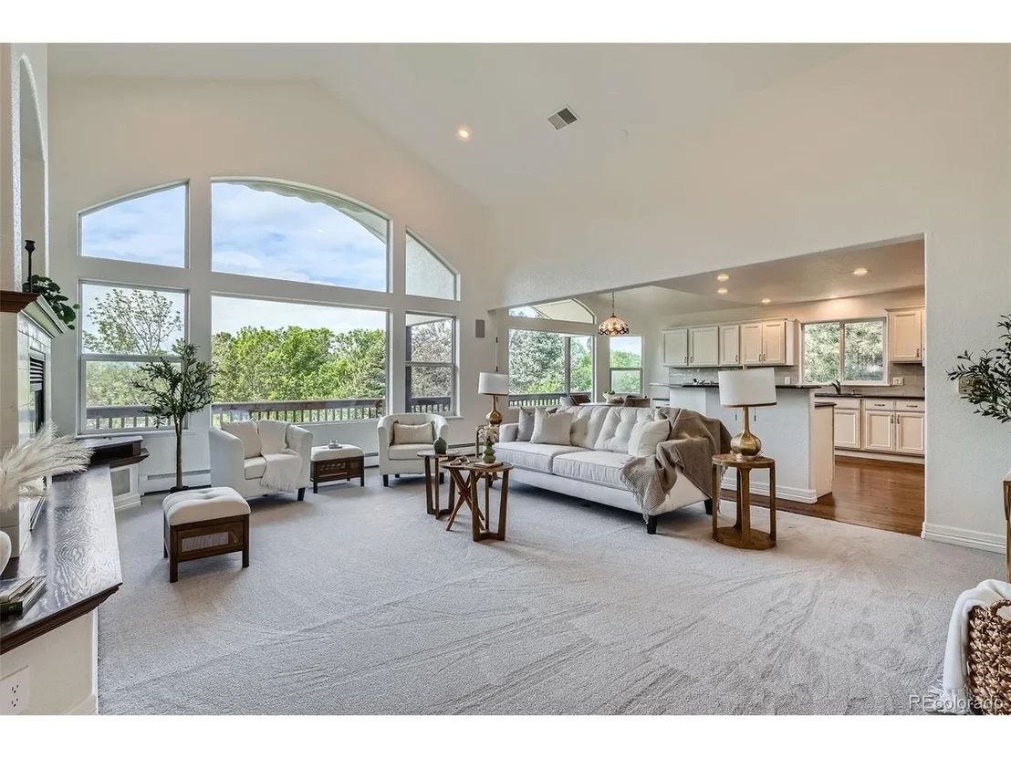 Photo of 6335 Oberon Rd