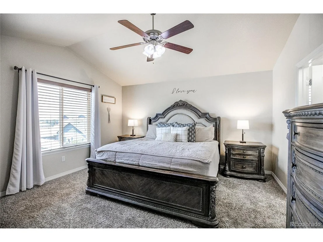 Photo of 669 N 16th Way