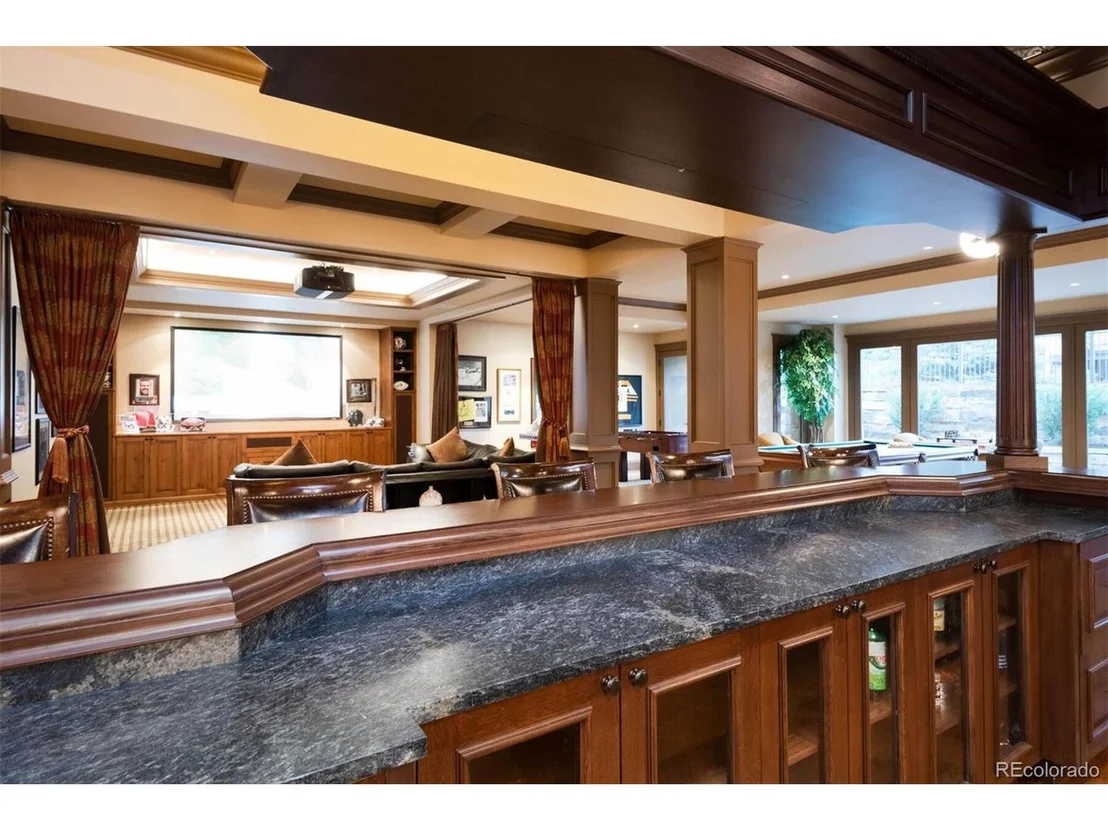 Photo of 8932 Mountain View Ln